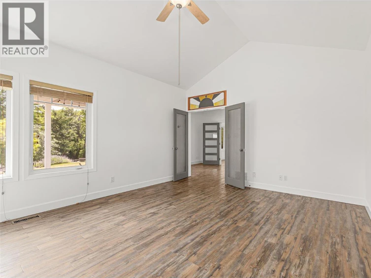 10421 Warren Road, Coldstream, BC, V1B 3C5 - 22