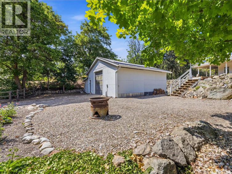 10421 Warren Road, Coldstream, BC, V1B 3C5 - 8