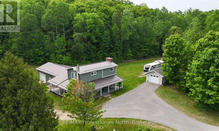 1023 Chester Crescent