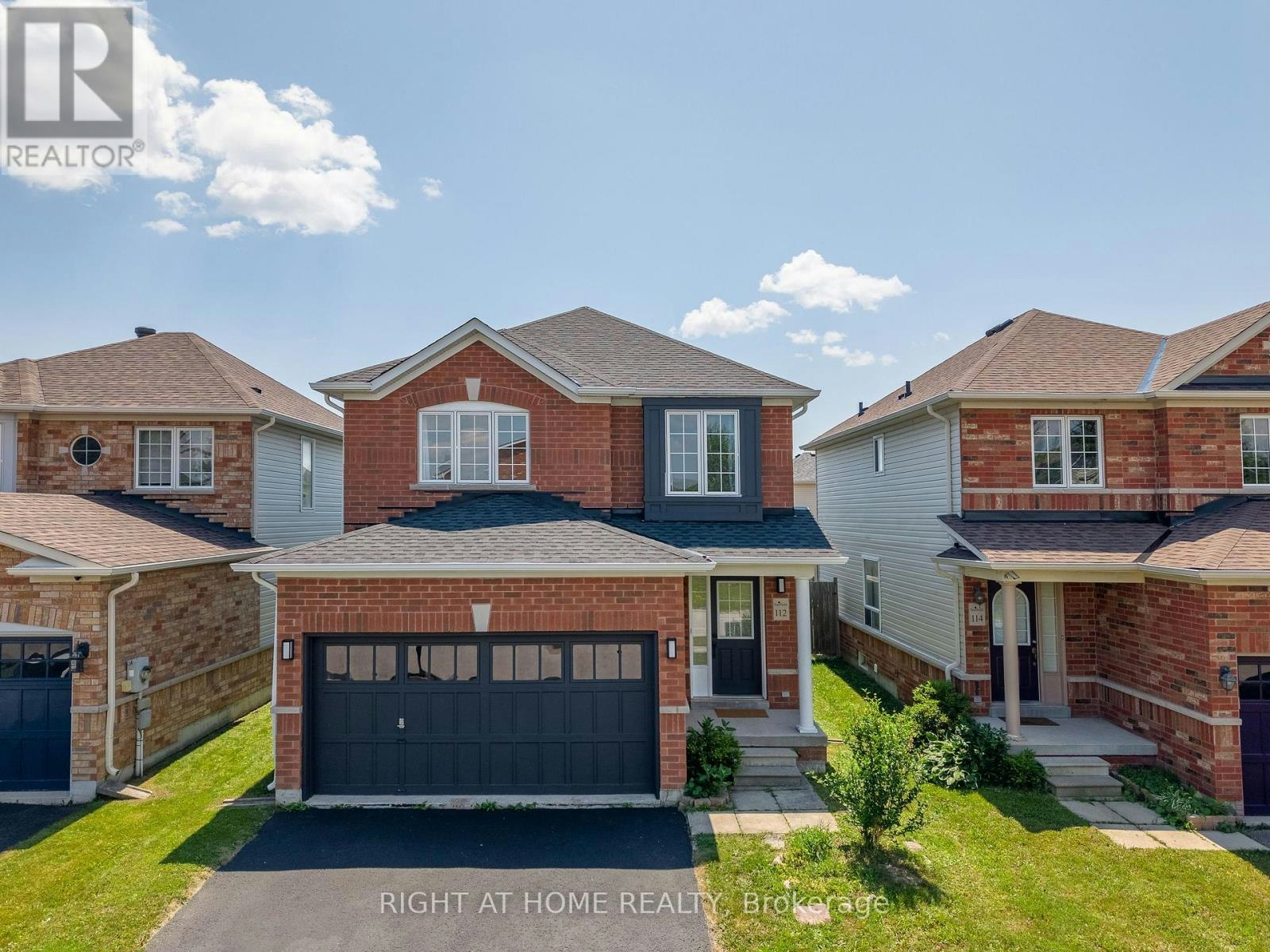 112 White Crescent, Barrie, ON, L4N 6A1