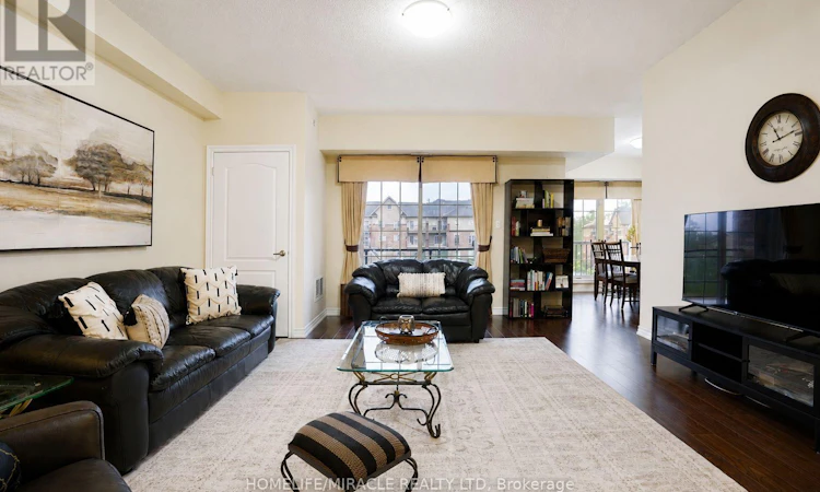 312-39 Ferndale Drive S