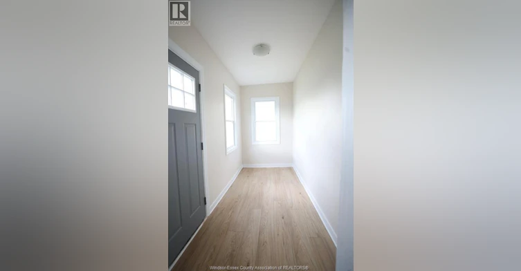 859 Pierre, Windsor, ON, N9A 2K6 - 3