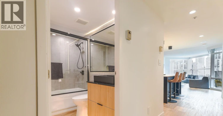 1050 Burrard Street, Vancouver, BC, V6Z 2S3 - 6