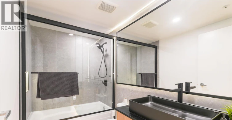 1050 Burrard Street, Vancouver, BC, V6Z 2S3 - 7