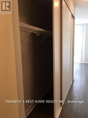 MASTER-428 Lake Shore/ G06 Boulevard W, Toronto, ON, M5V 2V6 - 5