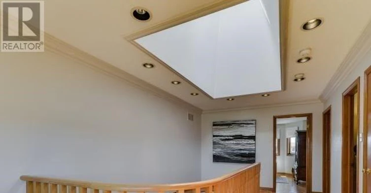 29 Carmen Crescent, Vaughan, ON, L4L 5P9 - 9