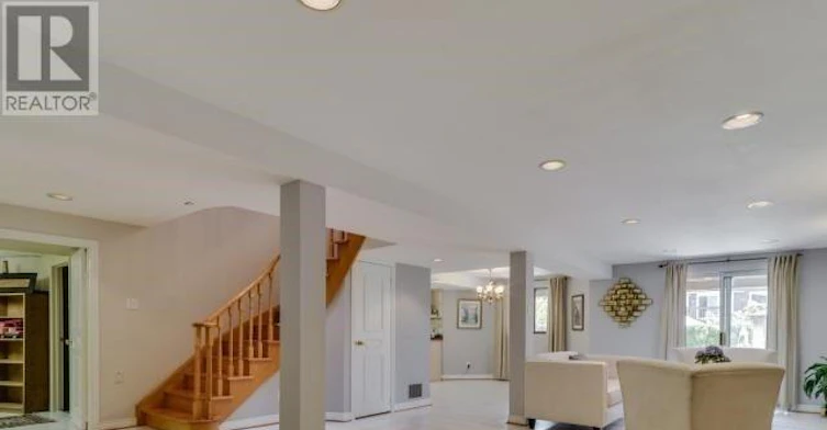 29 Carmen Crescent, Vaughan, ON, L4L 5P9 - 13