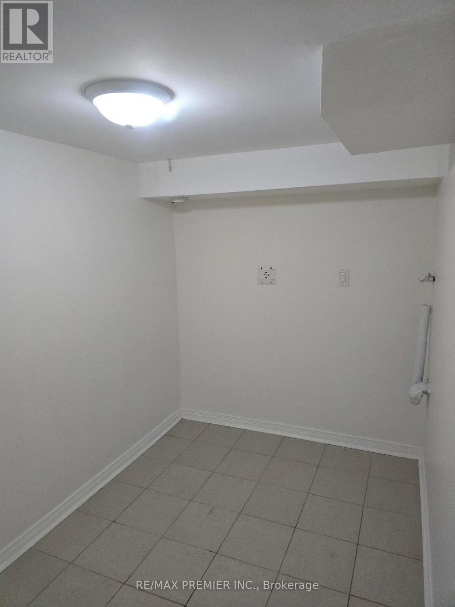 59 Fred Young Drive, Toronto, ON, M3L 0A1 - 12