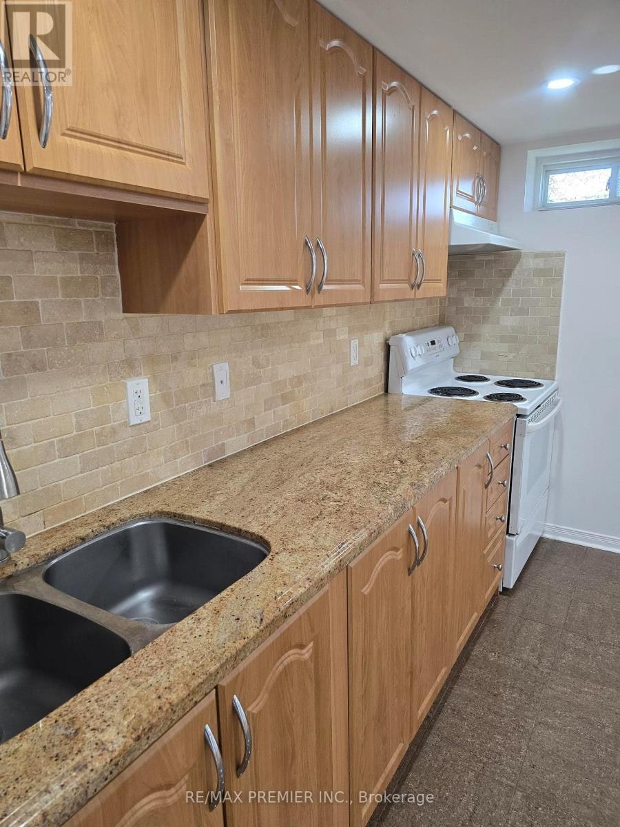 59 Fred Young Drive, Toronto, ON, M3L 0A1 - 10
