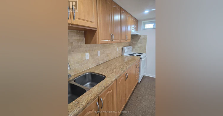 59 Fred Young Drive, Toronto, ON, M3L 0A1 - 10