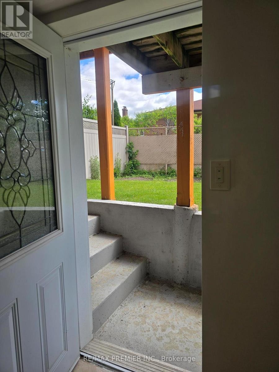 59 Fred Young Drive, Toronto, ON, M3L 0A1 - 17