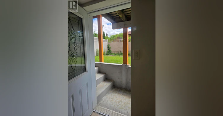 59 Fred Young Drive, Toronto, ON, M3L 0A1 - 17