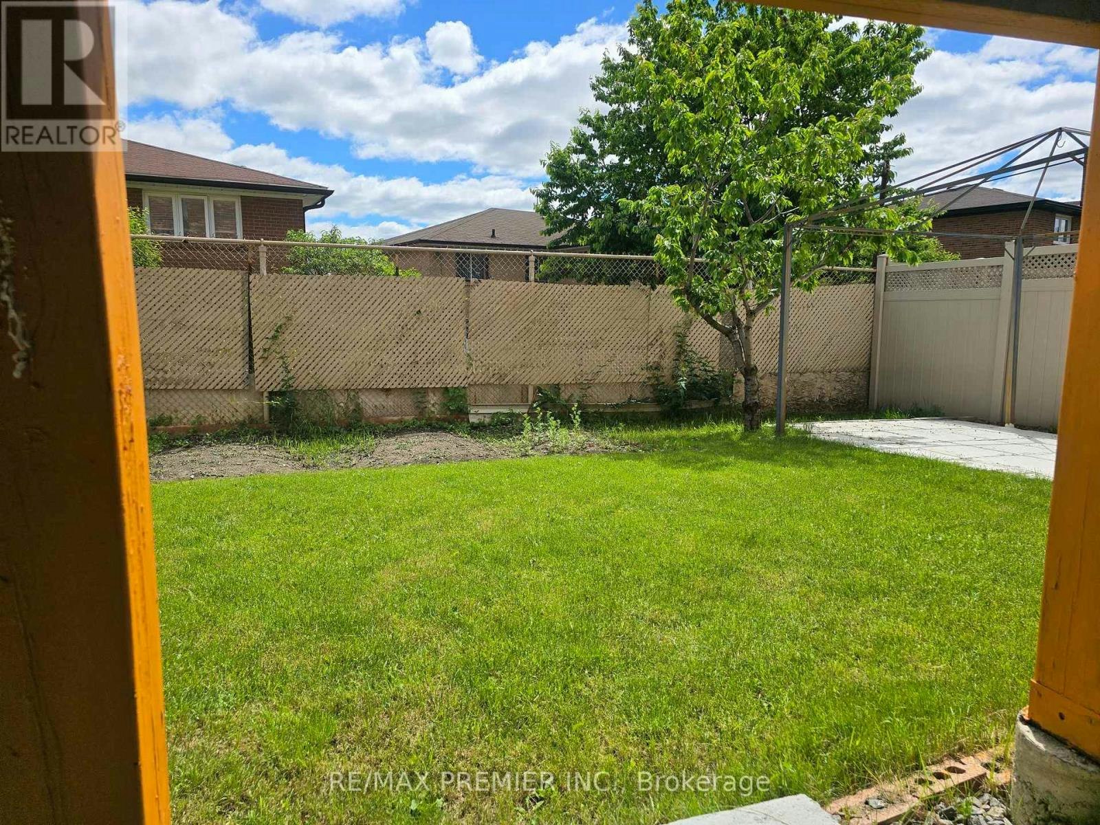 59 Fred Young Drive, Toronto, ON, M3L 0A1 - 18