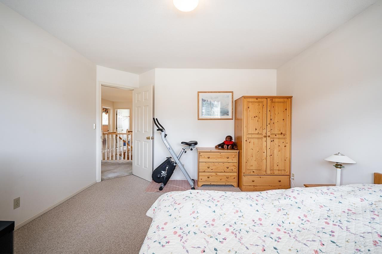 16156 94a Avenue, Surrey, BC, V4N 3A2 - 24