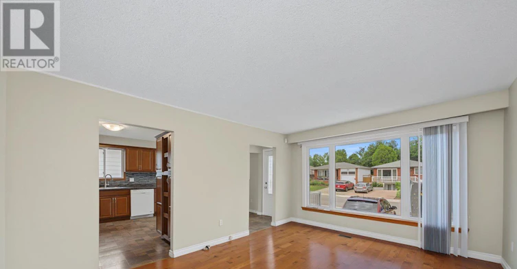 MAIN-59 Aterno Drive, Hamilton, ON, L9C 5S4 - 3
