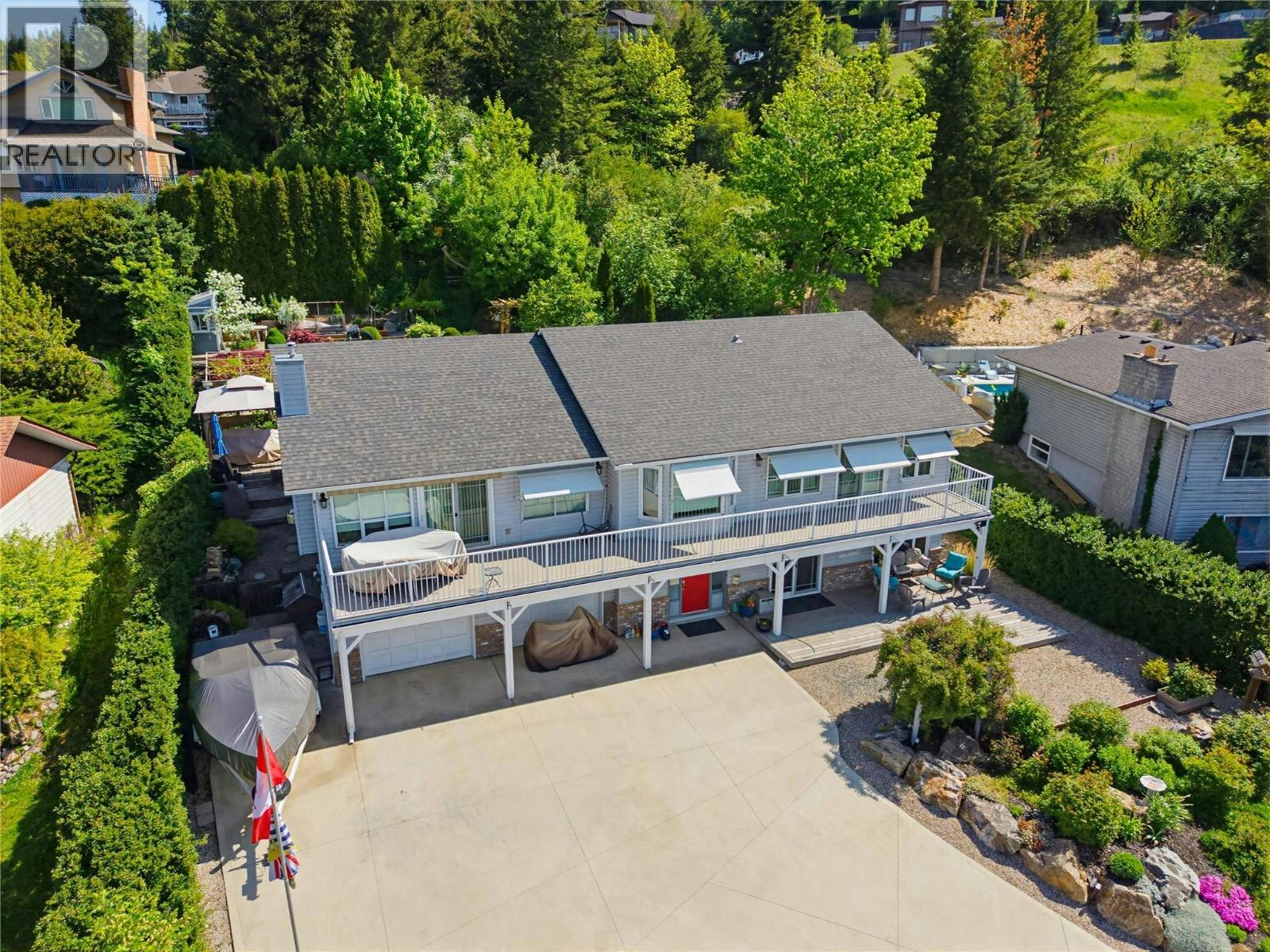4410 NE Lakeshore Road, Salmon Arm, BC, V1E 3N6