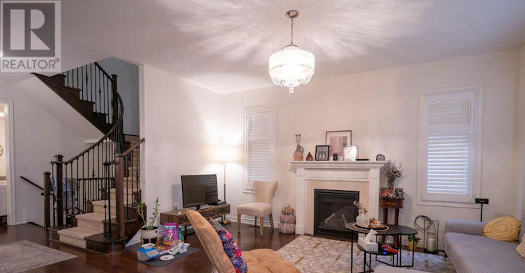 1528 Chretien Street, Milton, ON, L9E 1H2 - 9