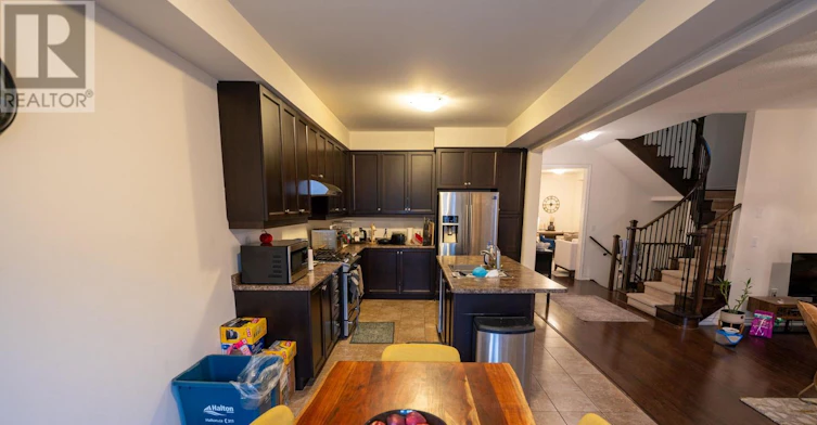 1528 Chretien Street, Milton, ON, L9E 1H2 - 12