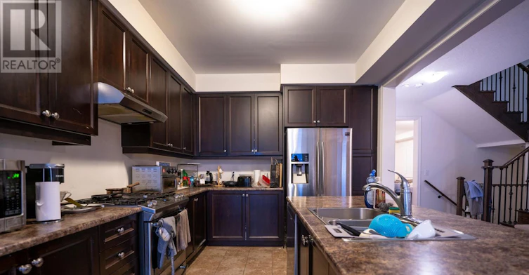 1528 Chretien Street, Milton, ON, L9E 1H2 - 13