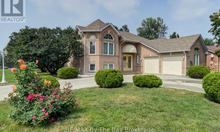 452 Ramblewood Drive