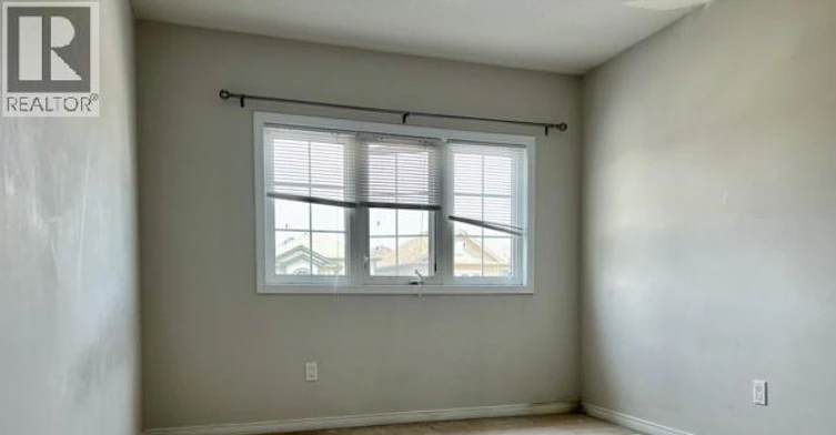 300 Countrystone Crescent, Kitchener, ON, N2N 3S2 - 9