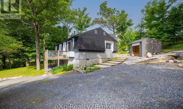 3 Bayview Drive