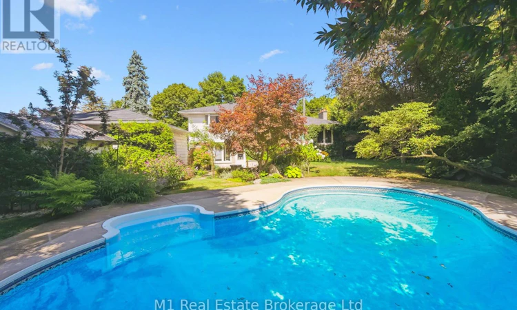 21 Gladstone Avenue