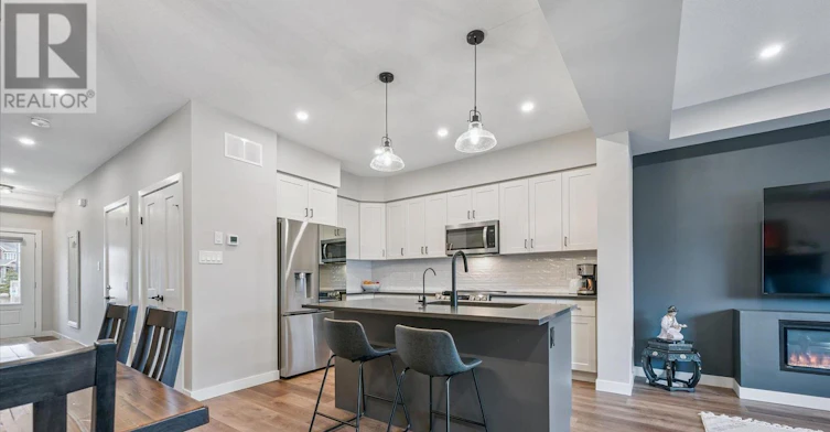 27 Hedley Lane, Centre Wellington, ON, N0B 1S0 - 17
