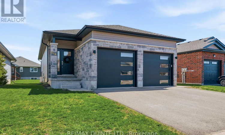 A & B-86 Aldersgate Drive W