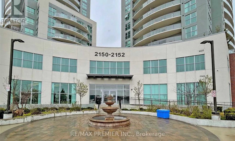 PH12-2150 Lawrence Avenue E