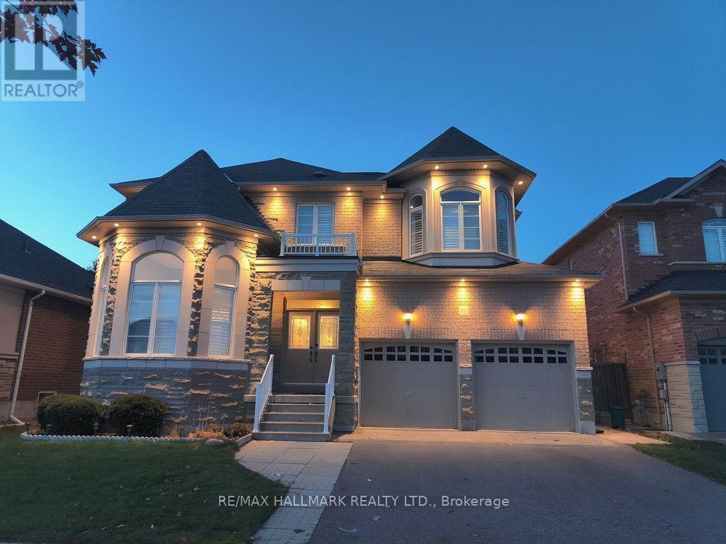 411 Hoover Park Drive, Whitchurch-Stouffville, ON, L4A 1P4