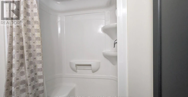 514-77 Leland Street, Hamilton, ON, L8S 3A1 - 6