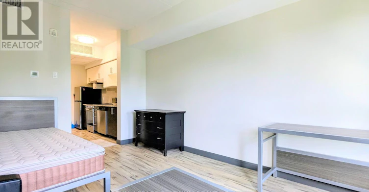 514-77 Leland Street, Hamilton, ON, L8S 3A1 - 3