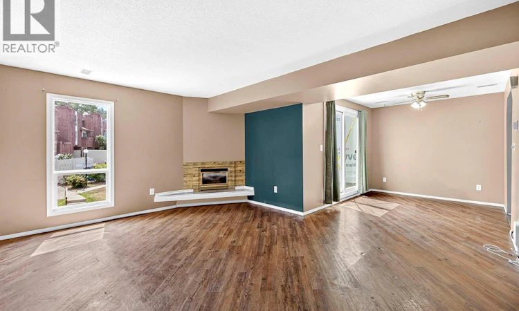 41-1435 Summit Drive