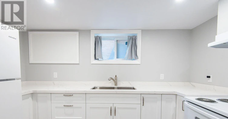 LOWER-191 Russell Avenue, St. Catharines, ON, L2R 1W9 - 10