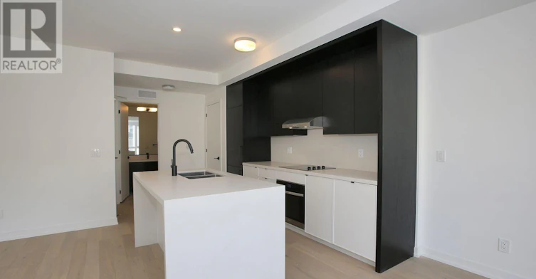 J301-11 Walder Lane, Richmond Hill, ON, L4S 0N3 - 2