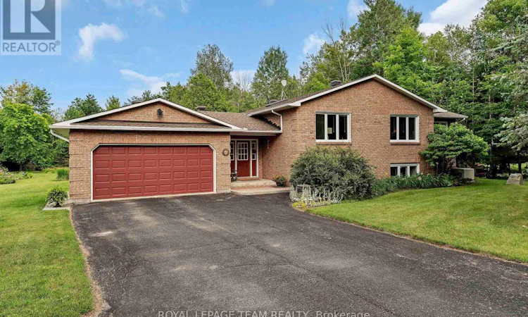 1043 44 County Road