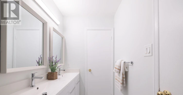 4279 Woodington Drive, Mississauga, ON, L4Z 1M1 - 14