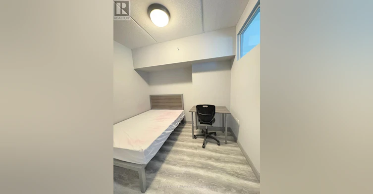 F405-275 Larch Street, Waterloo, ON, N2L 3R2 - 14