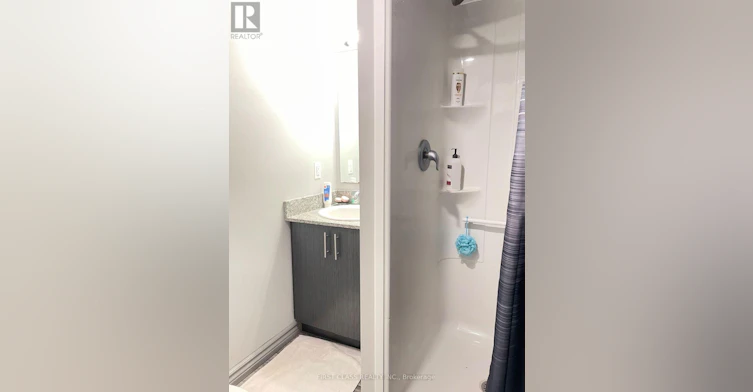 F405-275 Larch Street, Waterloo, ON, N2L 3R2 - 9