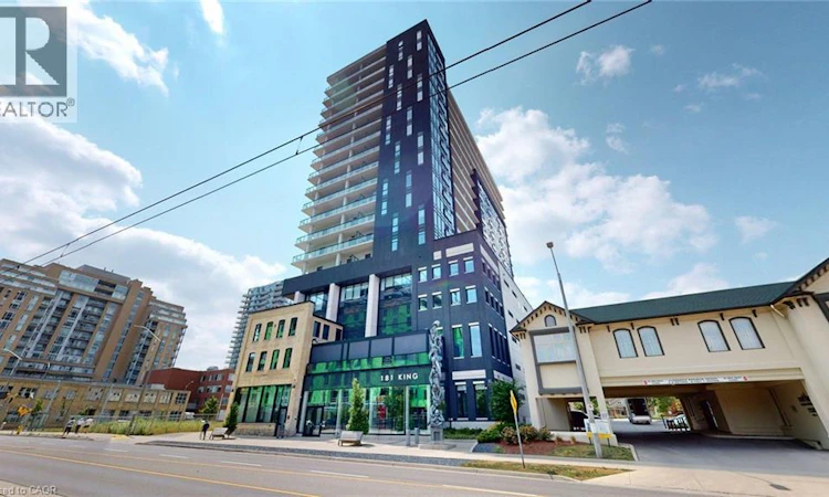1111-181 King St S/S Street