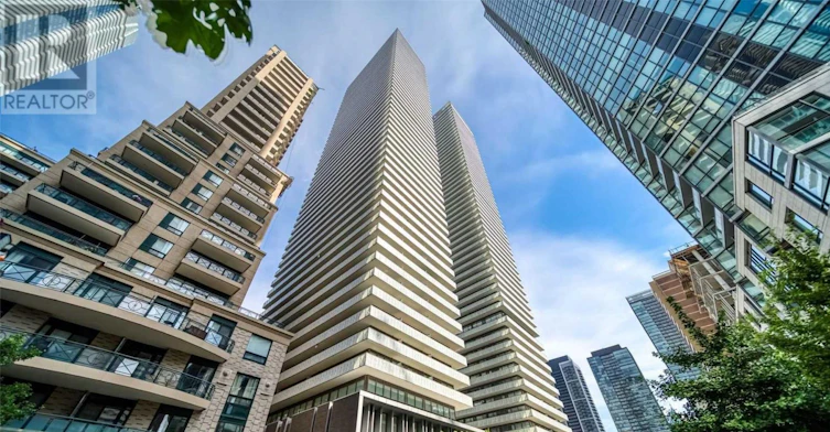 5006-42 Charles Street E, Toronto, ON, M4Y 1N3