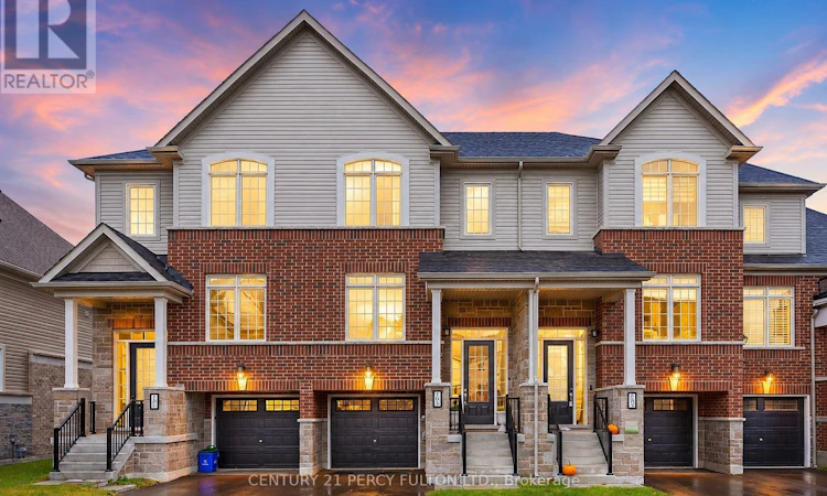 102 Lyall Stokes Circle