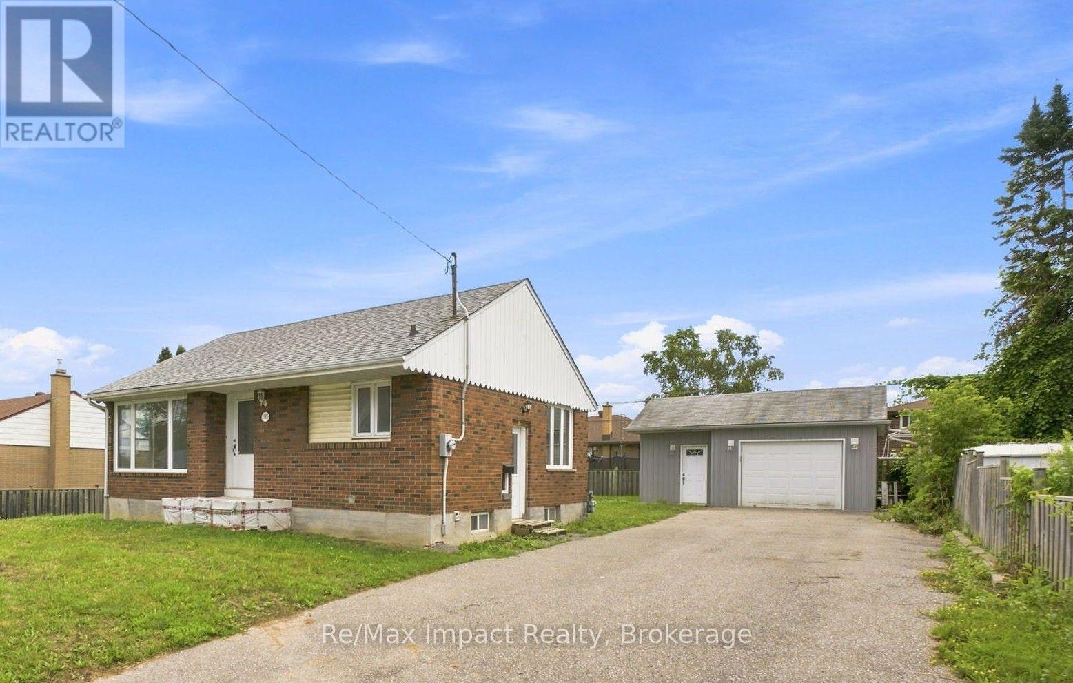 505 Annapolis Avenue, Oshawa, ON, L1J 2Y8