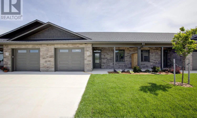 57 Cavalier Crescent