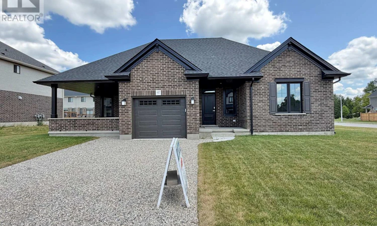 97 Keba Crescent