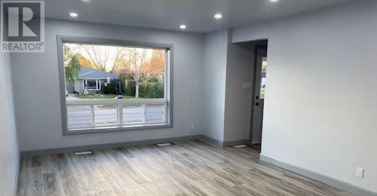 889 Liverpool Road, Pickering, ON, L1W 1S5 - 2
