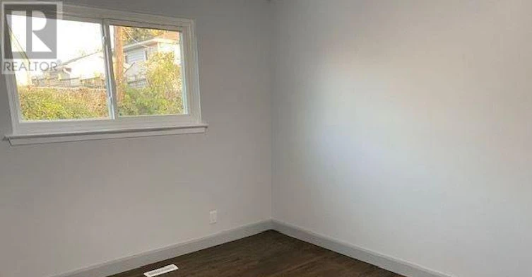 889 Liverpool Road, Pickering, ON, L1W 1S5 - 4