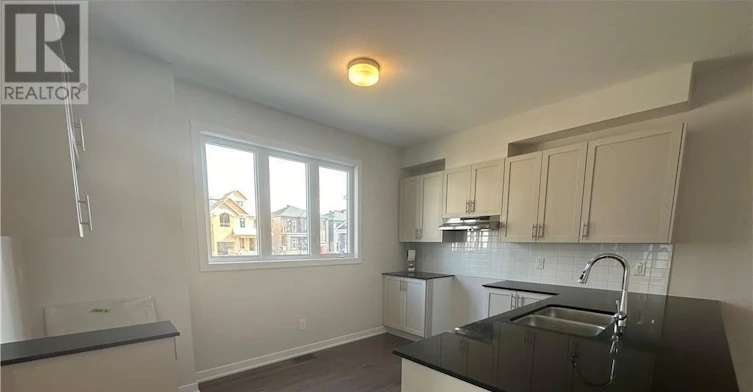 199 Conservancy Drive, Ottawa, ON, K2J 7M5 - 9