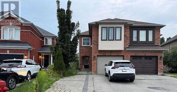W/O-121 Primeau Drive, Aurora, ON, L4G 6Z6